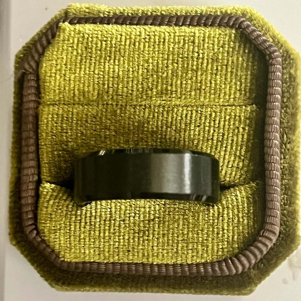 Black Tungsten Titanium Steel Polished 8mm Band Ring Size 10